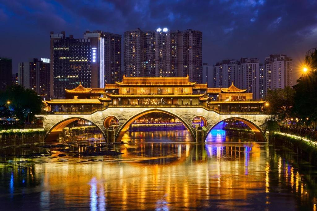 Chengdu Rising Butterfly Hotel Ngoại thất bức ảnh