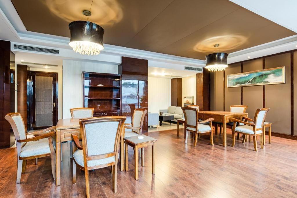 Chengdu Rising Butterfly Hotel Ngoại thất bức ảnh