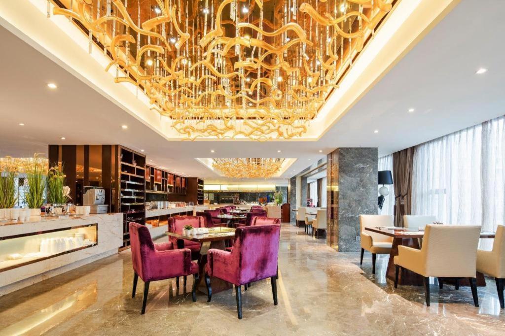 Chengdu Rising Butterfly Hotel Ngoại thất bức ảnh