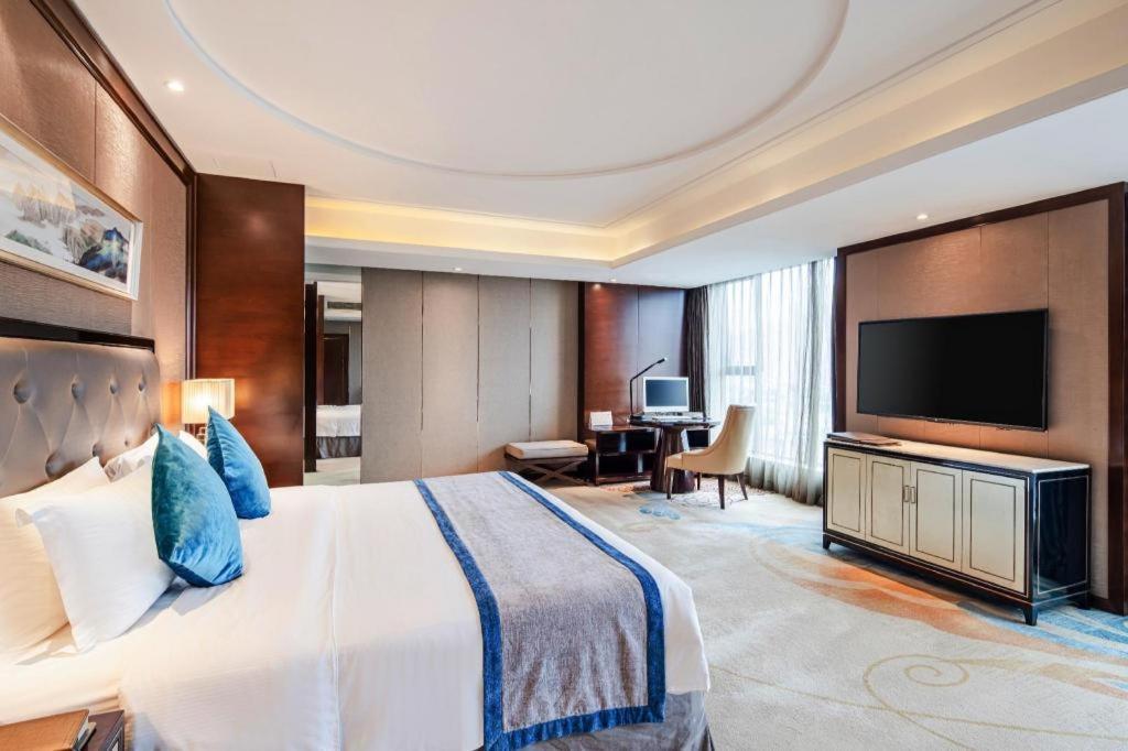 Chengdu Rising Butterfly Hotel Ngoại thất bức ảnh