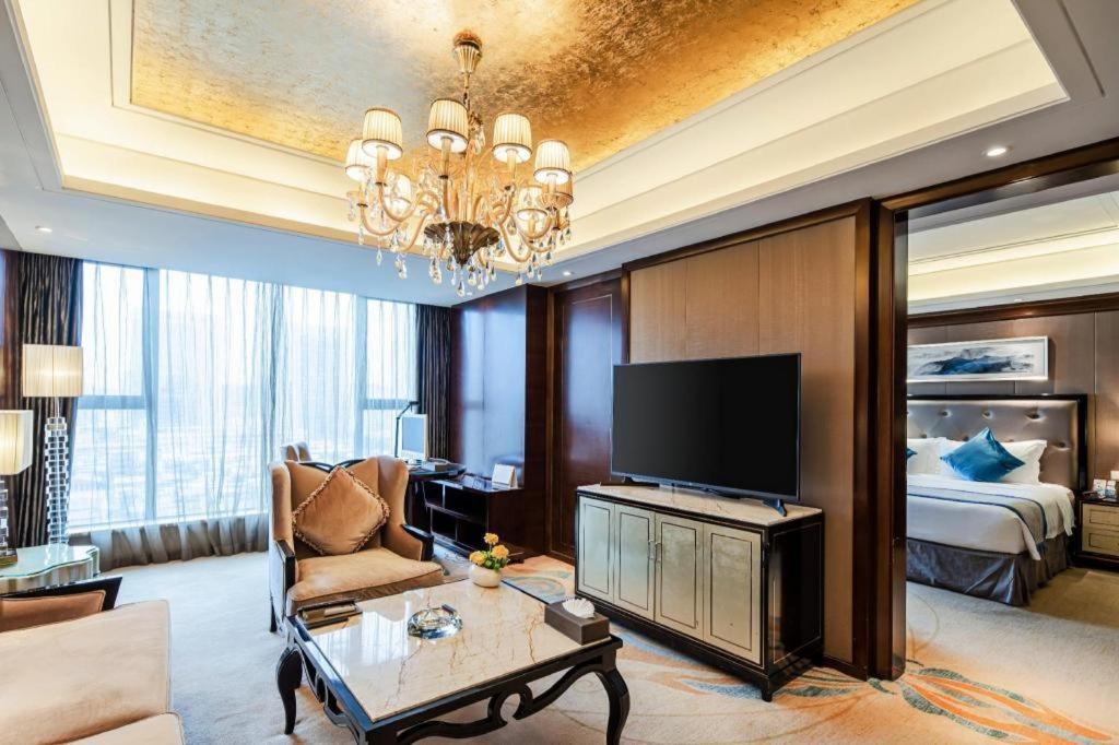 Chengdu Rising Butterfly Hotel Ngoại thất bức ảnh