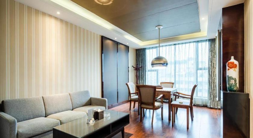 Chengdu Rising Butterfly Hotel Ngoại thất bức ảnh