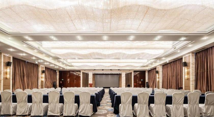 Chengdu Rising Butterfly Hotel Ngoại thất bức ảnh