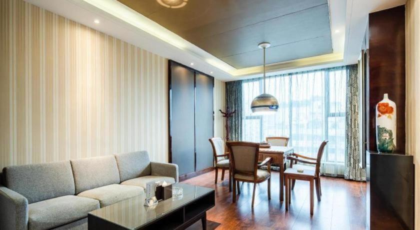 Chengdu Rising Butterfly Hotel Ngoại thất bức ảnh