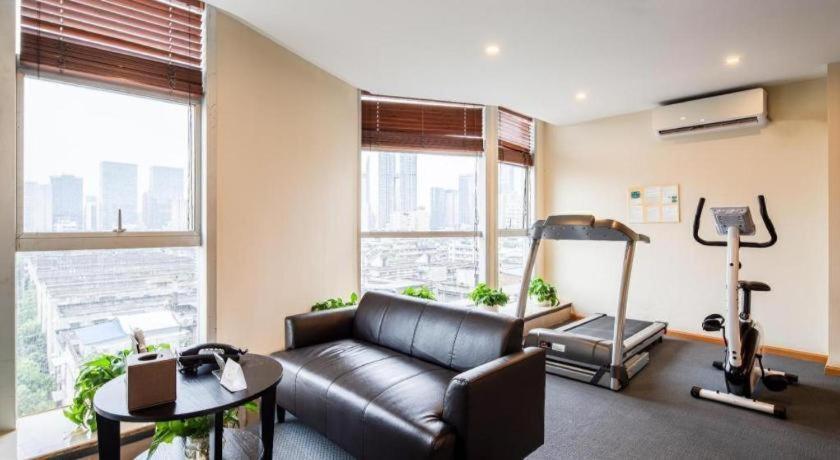 Chengdu Rising Butterfly Hotel Ngoại thất bức ảnh