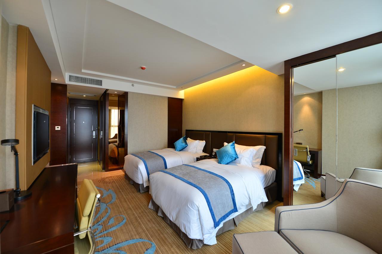 Chengdu Rising Butterfly Hotel Ngoại thất bức ảnh